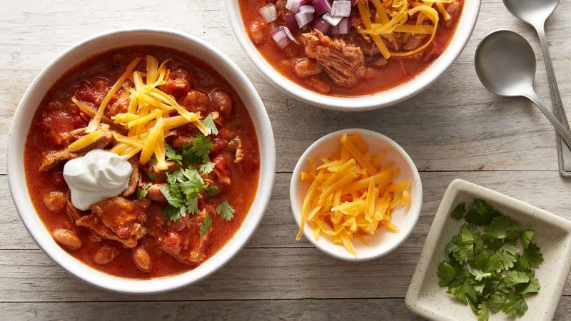 slow-cooker-pulled-pork-chili_hero