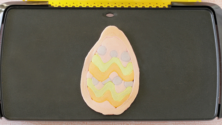 DIY-Easter-Egg-Pancake-Station_07