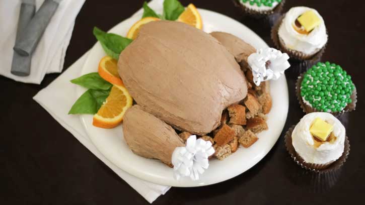 Roast-Turkey-Dinner-Cake_hero