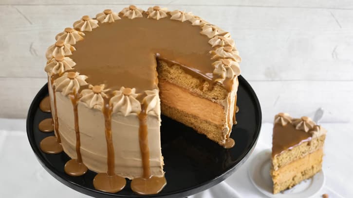 Butterscotch-Maple-Cheesecake-Torte_hero