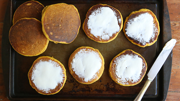 make-ahead-pumpkin-pancake-bake_05