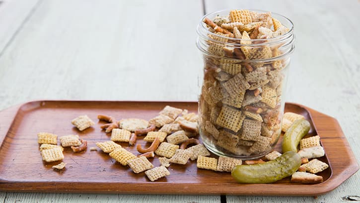 dill-pickle-chex-party-mix_hero