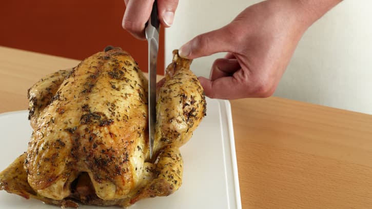 how-to-carve-a-chicken_hero