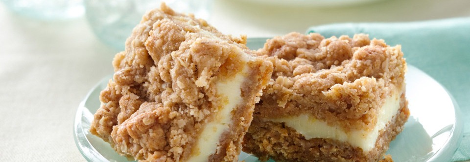 Side view of Oatmeal Lemon Crème Bars