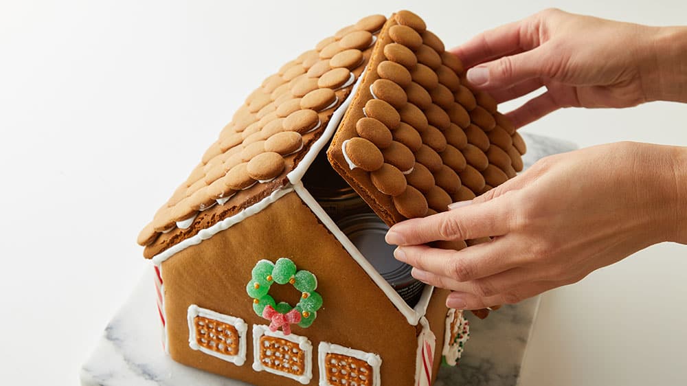 adding roof to gingerbread house