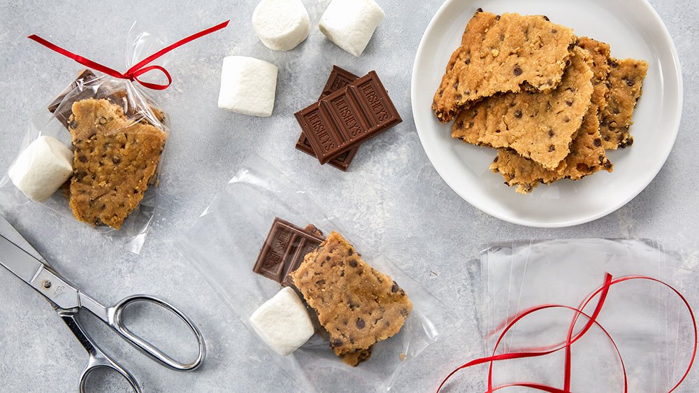 Three Festive Finishing Touches for Giftable Brittle