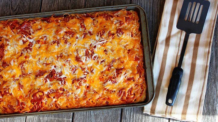 Spaghetti Pizza