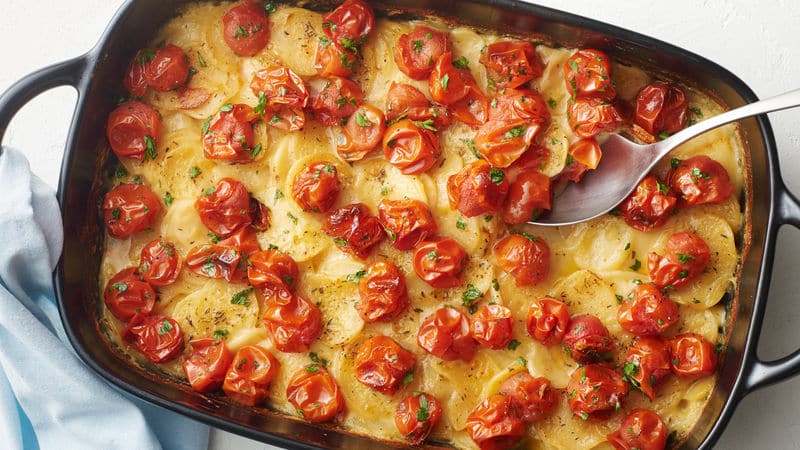 Scalloped Potatoes with Roasted Tomatoes