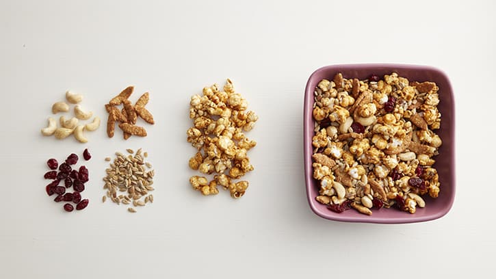 7-genius-ways-to-upgrade-caramel-corn_03