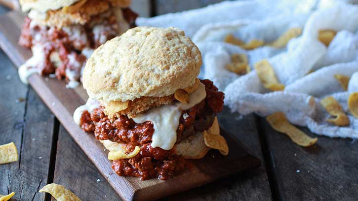 the-ultimate-game-day-chili-cheese-sauce-burger_hero