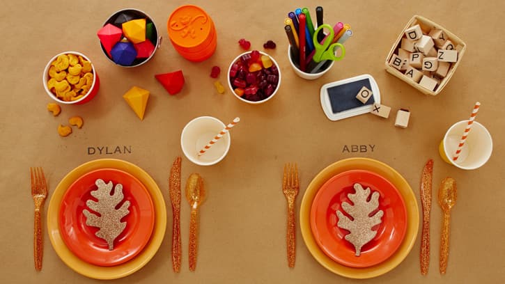 Holiday Kids’ Table Ideas
