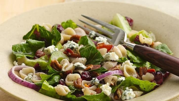 cranberry, bacon and blue cheese pasta salad