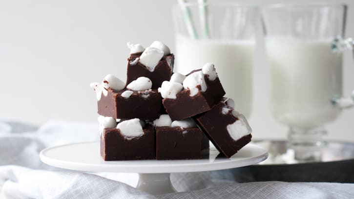 Marshmallows-Hot-Cocoa-Truffles_hero