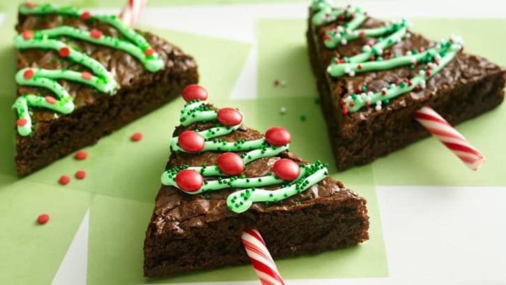 Brownies-Bars_Dessert-Decorating-Hero