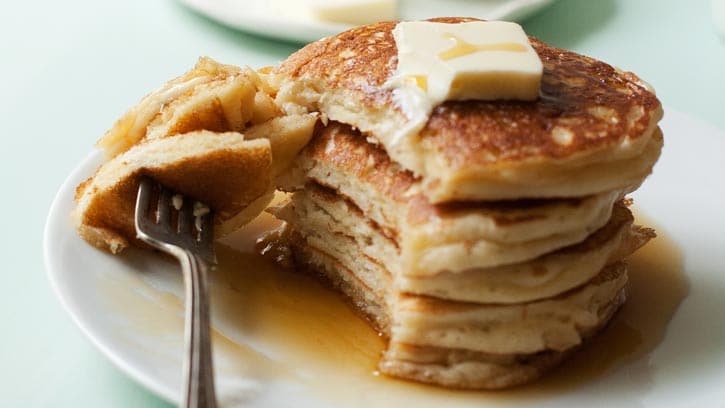 Vanilla-Protein-Pancakes_hero