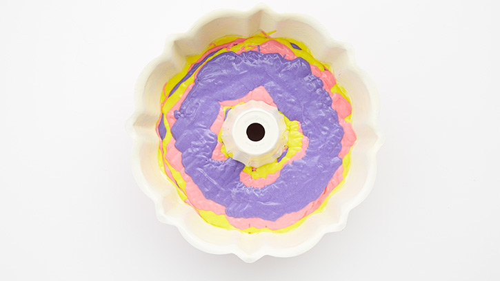 how-to-make-a-rainbow-bundt-cake-for-easter_06