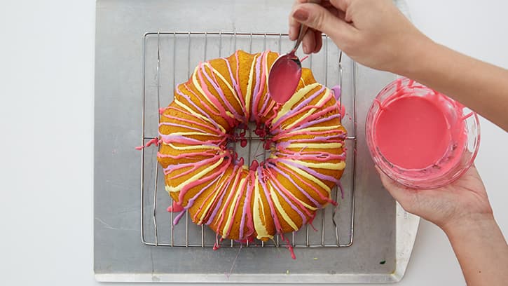 how-to-make-a-rainbow-bundt-cake-for-easter_08