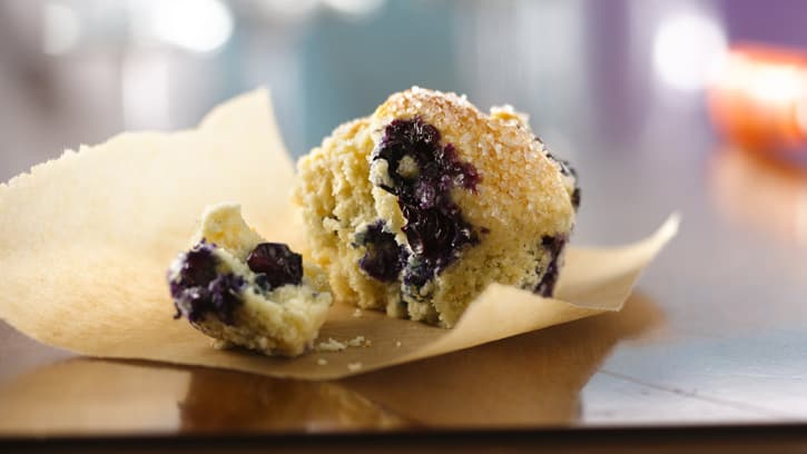 how-to-make-blueberry-muffins_hero