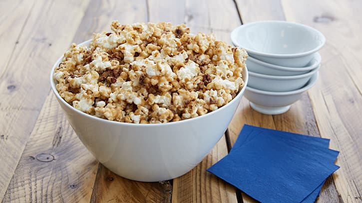 how-to-make-caramel-corn-in-the-oven_hero