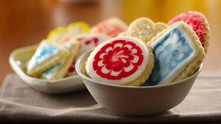 how-to-make-classic-sugar-cookies_heroB