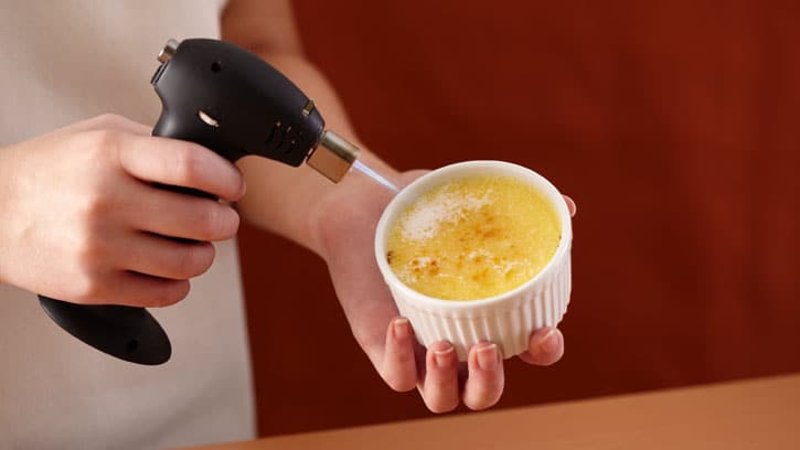 how-to-make-creme-brulee_03