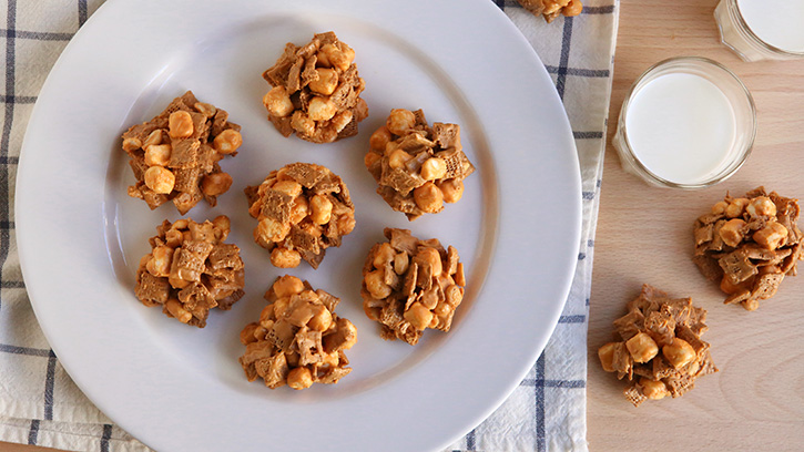 no-bake-chex-cookies_05