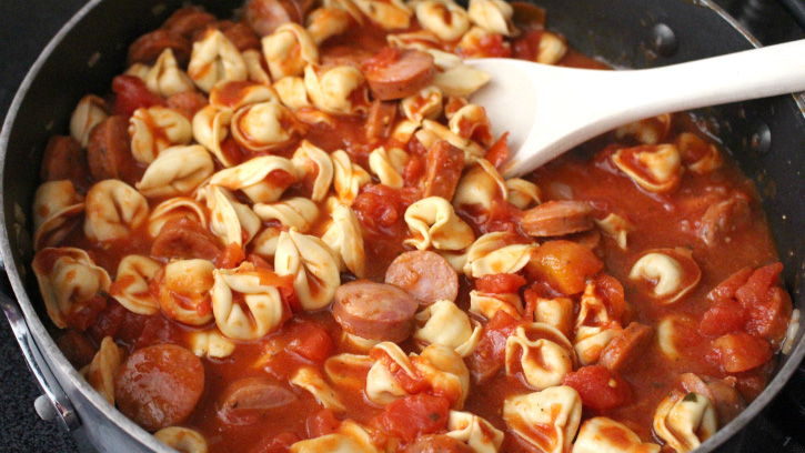 30-minute-one-pot-tortellini-and-sausage_04