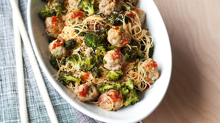 Sweet-Spicy-Asian-Meatball-Broccoli-Noodles_hero