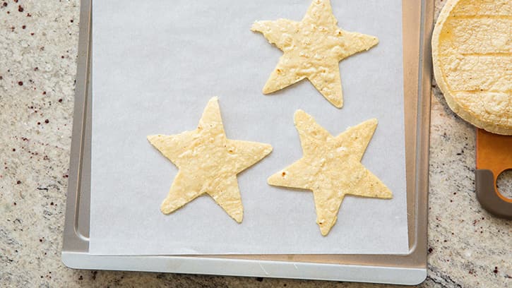 how-to-make-star-tortilla-chips_05