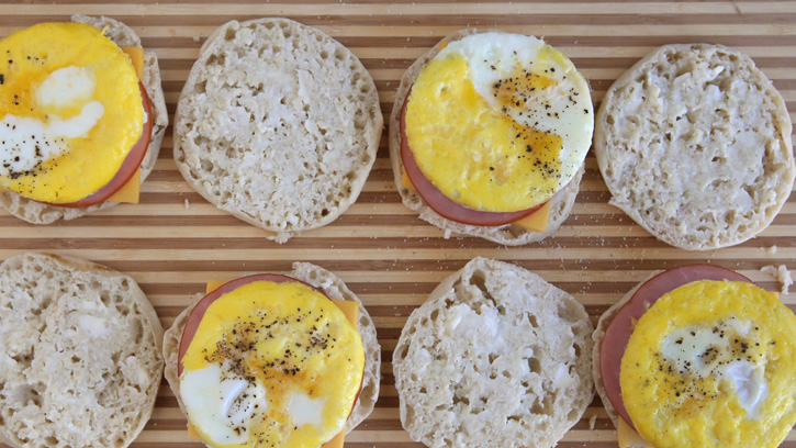 make-ahead-freezer-breakfast-sandwiches_02
