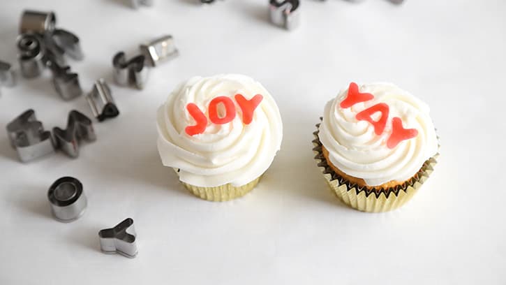 how-to-make-letter-cake-toppers_hero