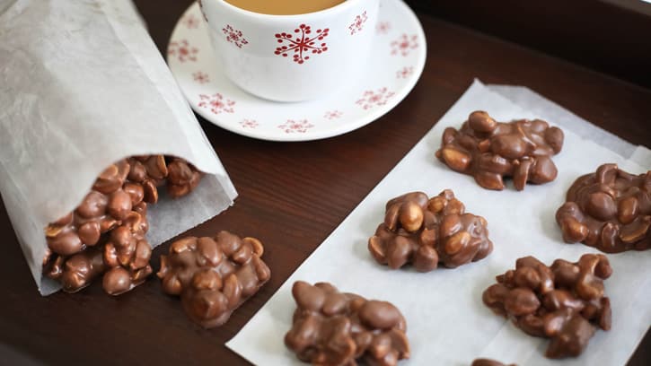 Slow-Cooker Choco-Peanut Candy