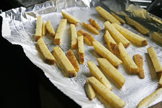 Oven Fries with Curry Dipping Sauce